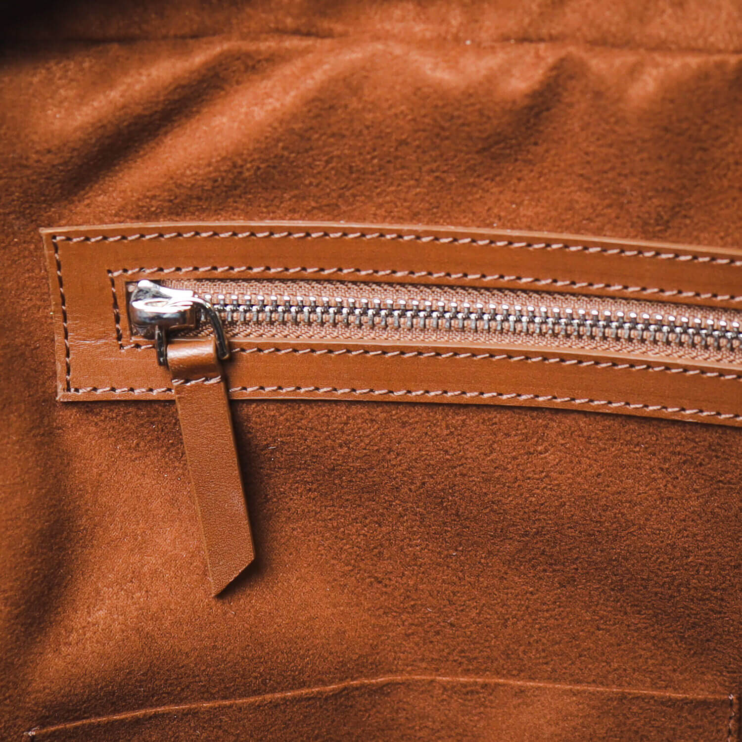 alcantara inside worker