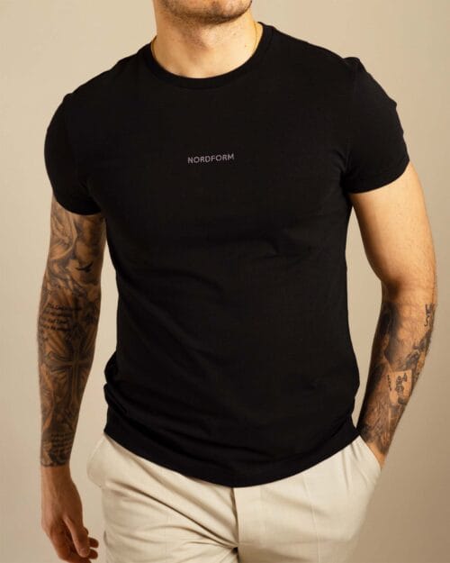 T-Shirt - Tapered, Schwarz
