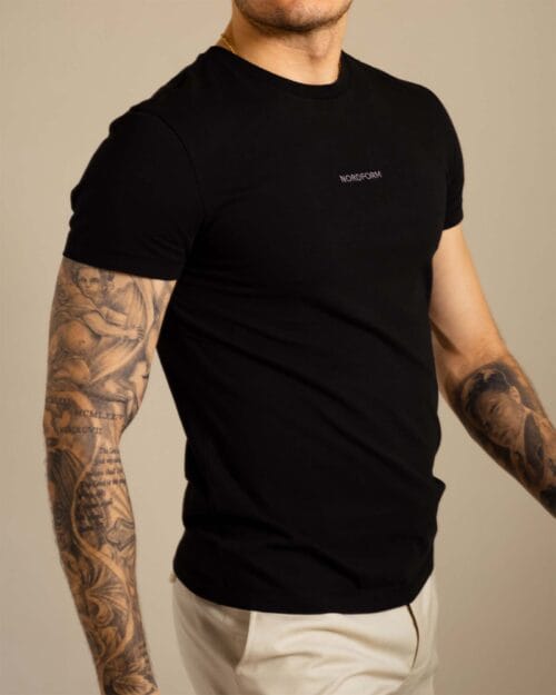 Alternative view of T-Shirt - Tapered, Schwarz