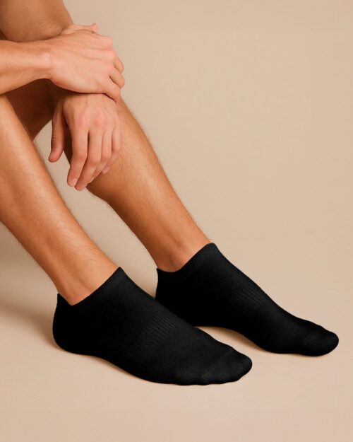 Ankle socks black lifestyle